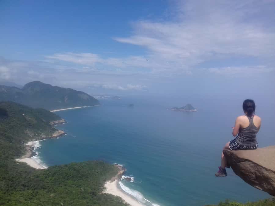 Rio de Janeiro: Pedra do Telegrafo Hike & Grumari Beach Tour - Languages, group size, and guide support