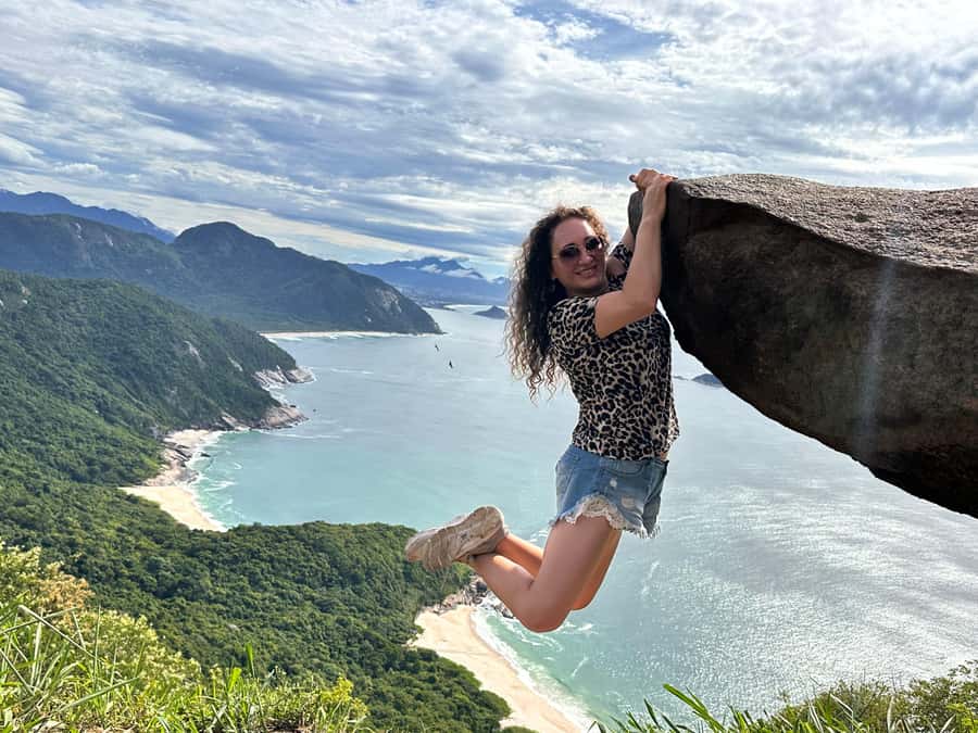 Rio de Janeiro: Pedra do Telégrafo trail and beach stop - Booking, languages, and cancellation