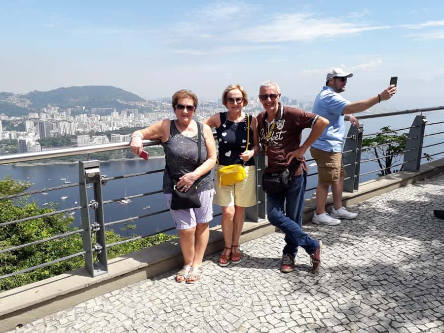 Rio de Janeiro: Private Day Tour with lunch - Lunch in the middle of a nine-hour schedule