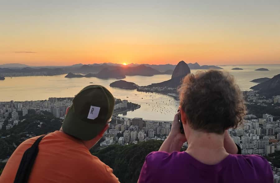 Rio de Janeiro: Private Sunrise Tour at Mirante Dona Marta - Weather is the one part you cannot control