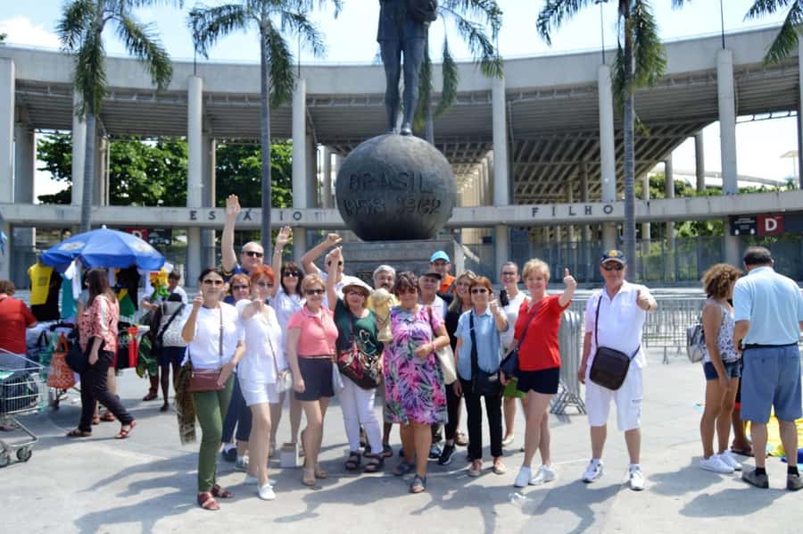 Rio de Janeiro: Rio's Icons Guided Tour with Tickets & Lunch - Buffet lunch with room to choose