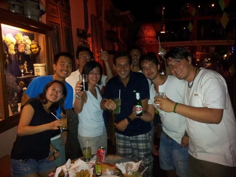 Rio de Janeiro: Samba Class and Samba Night Tour - Monday in Ipanema: class and street party