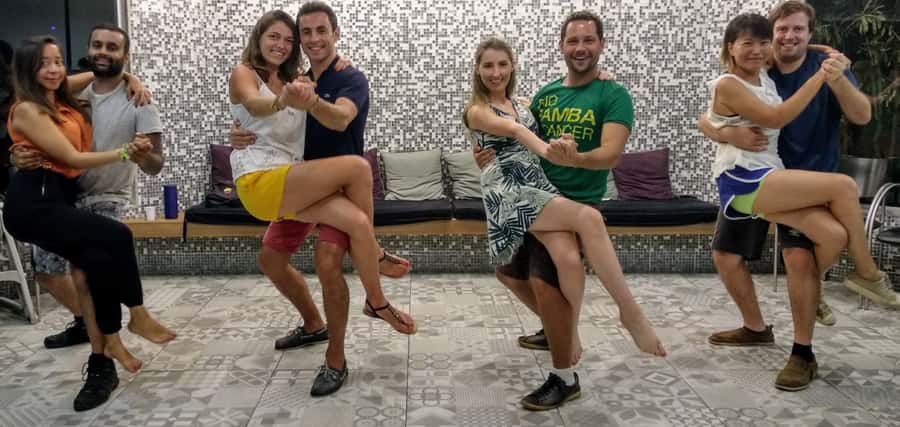 Rio de Janeiro: Samba Class in Copacabana - Group size can change the quality of the lesson