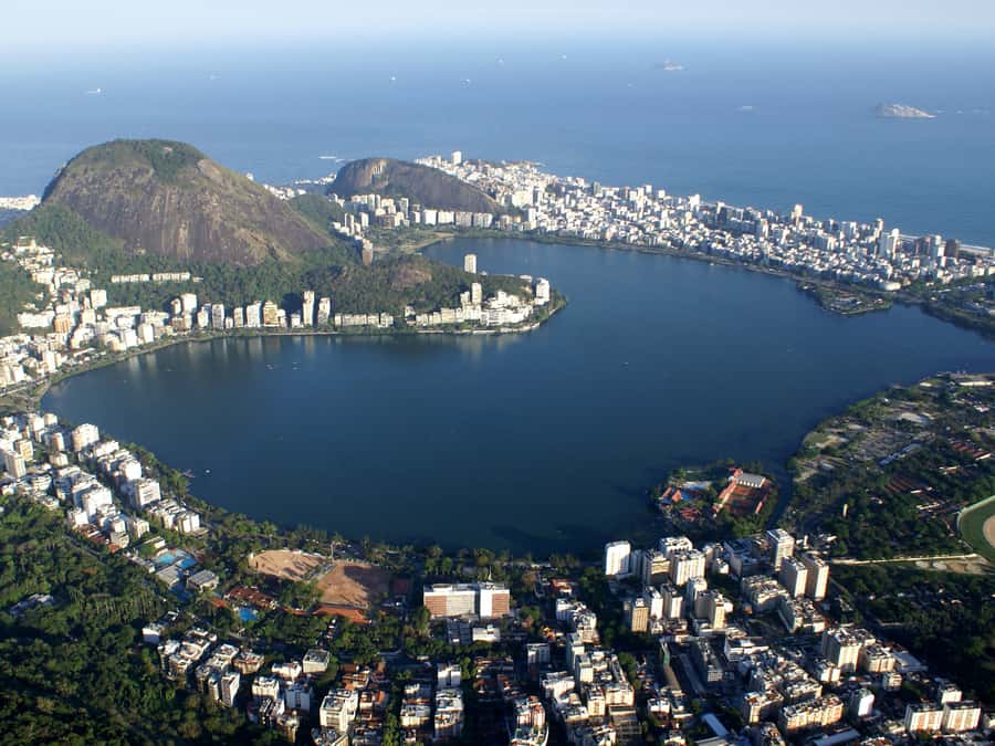 Rio de Janeiro: Sugar Loaf with Lunch and Helicopter Flight - Languages, access, and flexibility