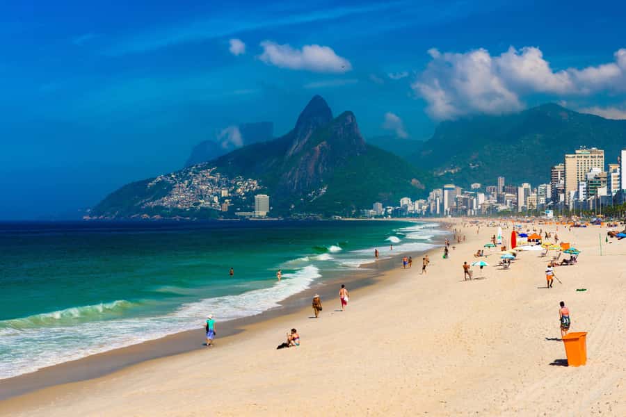 Rio de Janeiro: Sugarloaf Mountain & Beaches Half-Day Tour - Seeing Rio from Leblon to Copacabana