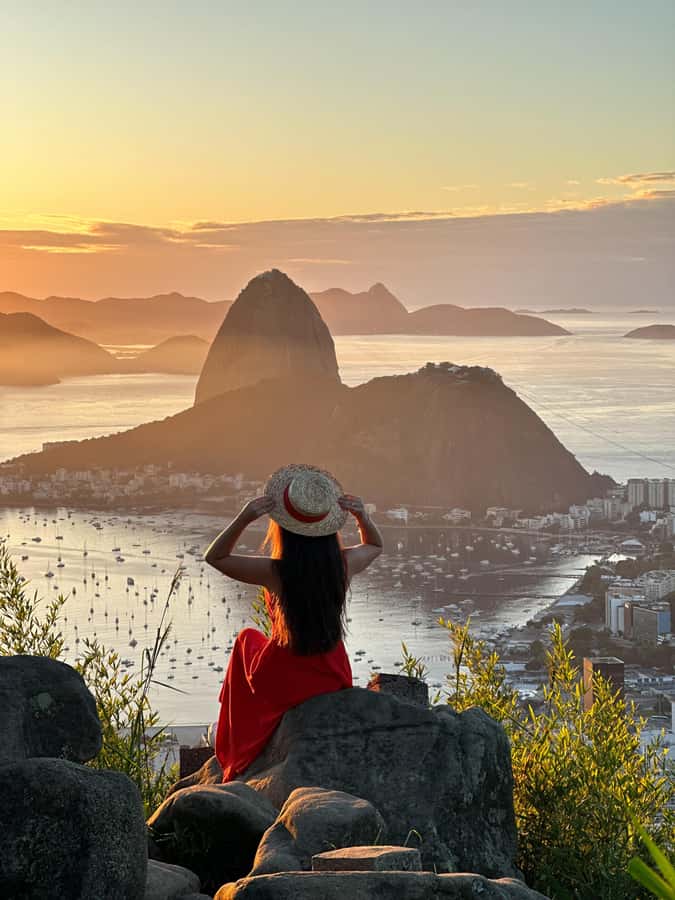 Rio de Janeiro: Sunrise at Observatory & Christ the Redeemer - A small Brazilian breakfast after the viewpoint