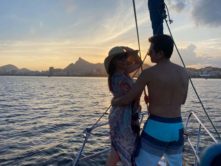Rio de Janeiro: Sunset Sailboat Tour with Open Bar - Key points to know before sailing
