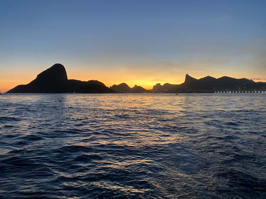 Rio de Janeiro: Sunset Sailboat Tour with Open Bar - Why Guanabara Bay changes your view of Rio
