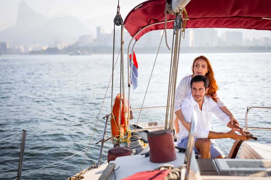 Rio de Janeiro: Sunset Sailing Tour - Drinks, snacks, and the onboard rhythm