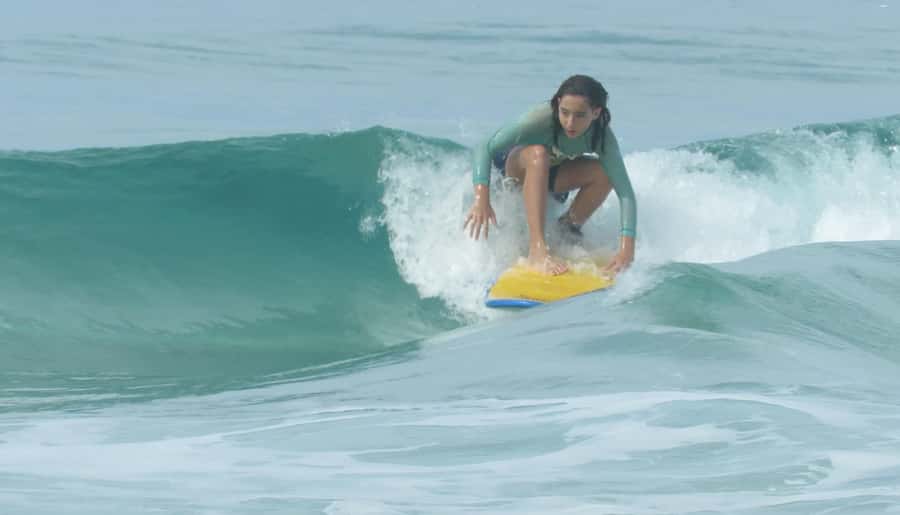 Rio de Janeiro: Surflessons and surfcoach. - The beginner lesson: 10 minutes to warm up and 50 minutes in the water