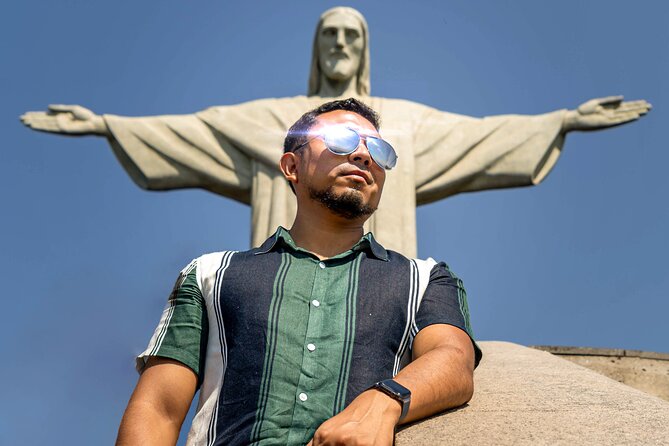 Rio DE Janeiro SUV Private City Tour : avoiding crowds and clouds - Santa Teresa by 4x4, not just from the main road