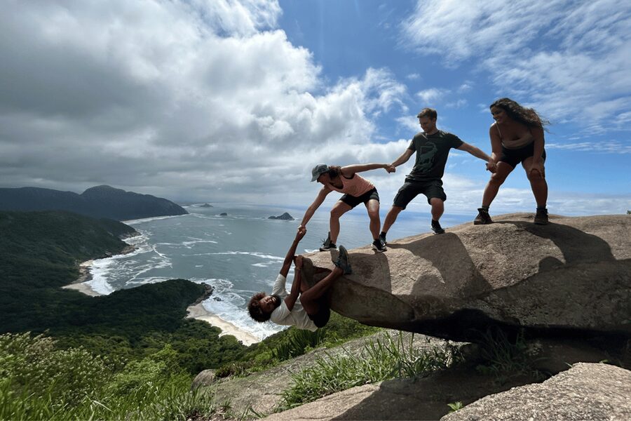 Rio de Janeiro: Telegrafo Rock Hike with Optional Beach Stop - The summit view and the famous photo