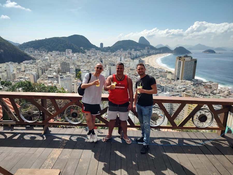Rio de Janeiro: the biggest favela tour in Rio, lest go! - Football, drinks, and Brazilian music