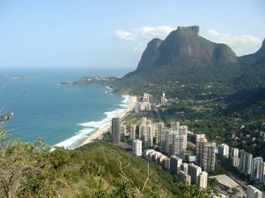 Rio de Janeiro: Vidigal Favela Tour and Two Brothers Hike - Is $88 good value?
