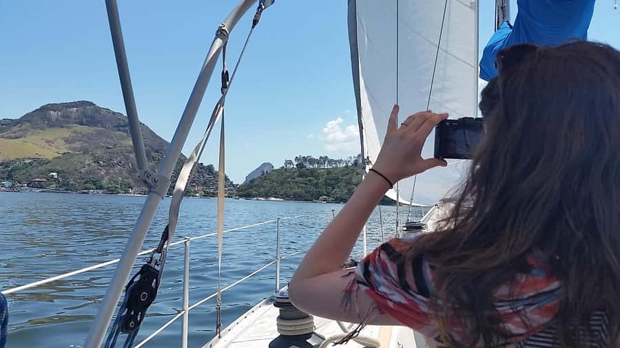 Rio de Janeiro: Wake Up and Sail - Drinks, music, and the character of the crew