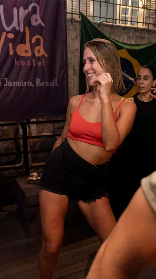 Rio Experience: Caipirinha Workshop (2 Caipis) + Funk Class - What the hostel setting adds