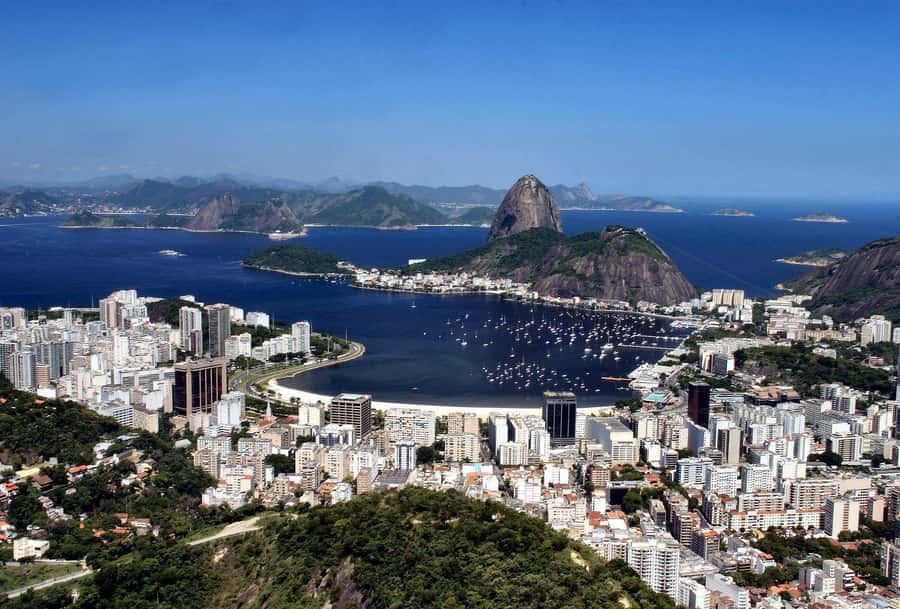 Rio From The Sea: Guanabara Bay Cruise with Optional Lunch - Sugarloaf, Copacabana, and Christ the Redeemer from the water