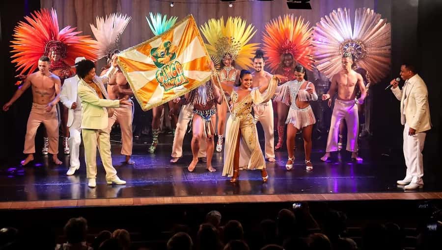 Rio: Ginga Tropical Folkloric Show & Optional Dinner - Where the experience can fall short
