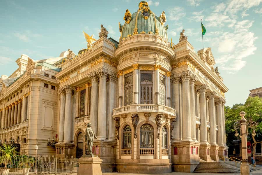 Rio: Historical Walking Tour - Cinelândia and the French Architectural Influence
