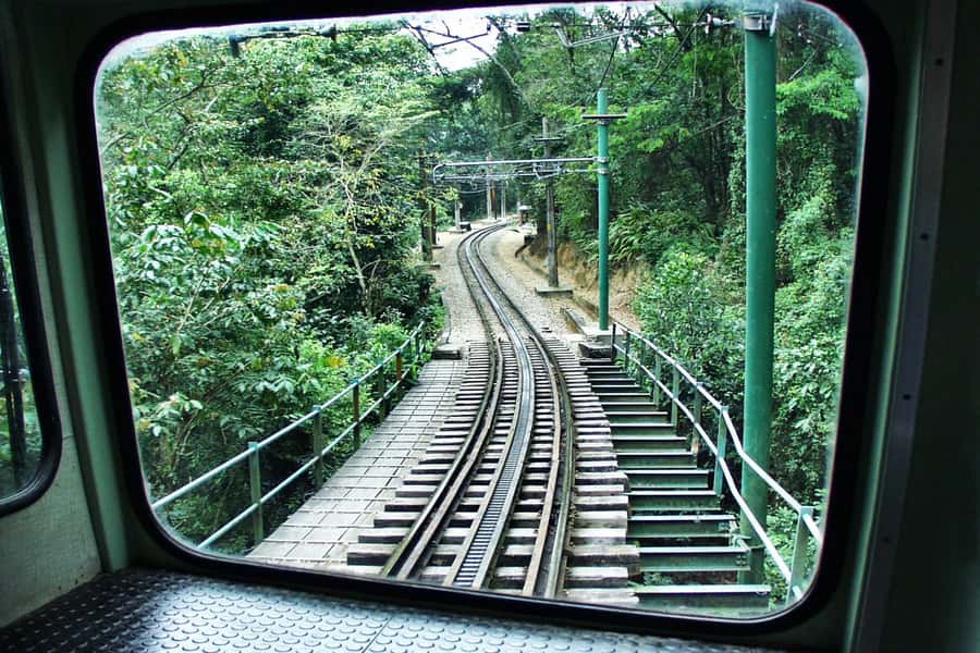 Rio: Maracanã Stadium & Christ the Redeemer by Rack Railway - What the $89 price really covers