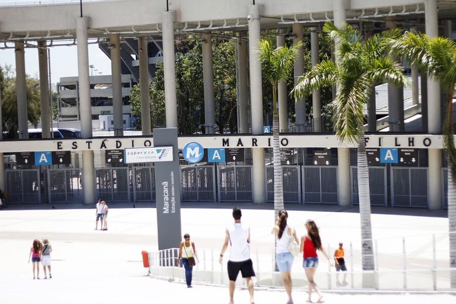 Rio: Maracanã Stadium & Christ the Redeemer by Rack Railway - Who will get the most from this tour