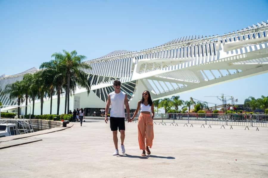 Rio: Olympic Boulevard, AquaRio and Museum of Tomorrow Tour - Timing, Heat, and the Three-Hour Walk