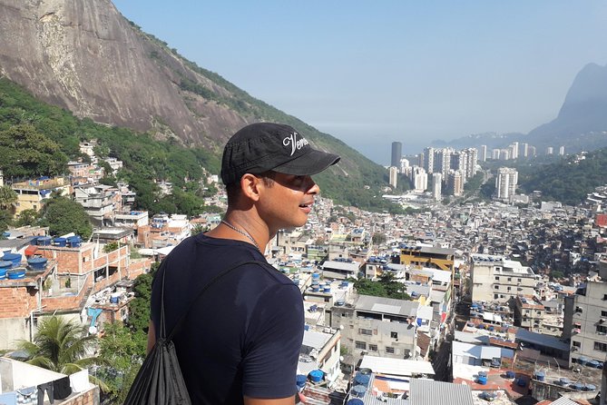 Rocinha Local Tour - Walking downhill through Rocinha