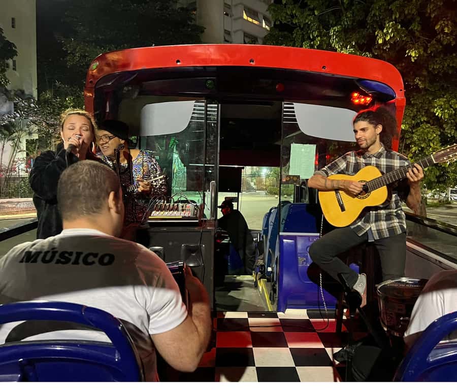 Skyline Night Tour Rio de Janeiro - Panoramic City Tour Rio Samba Bus - Ipanema closes the loop with a polished waterfront view