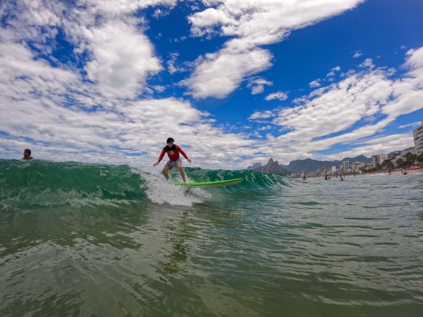 Surf lessons with local instructors in Copacabana/ipanema! - The practical problem of meeting your instructor